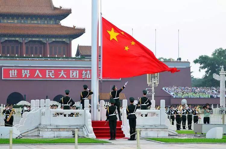 精心“梳妆” 西安浐灞国际港提前进入“春节模式”