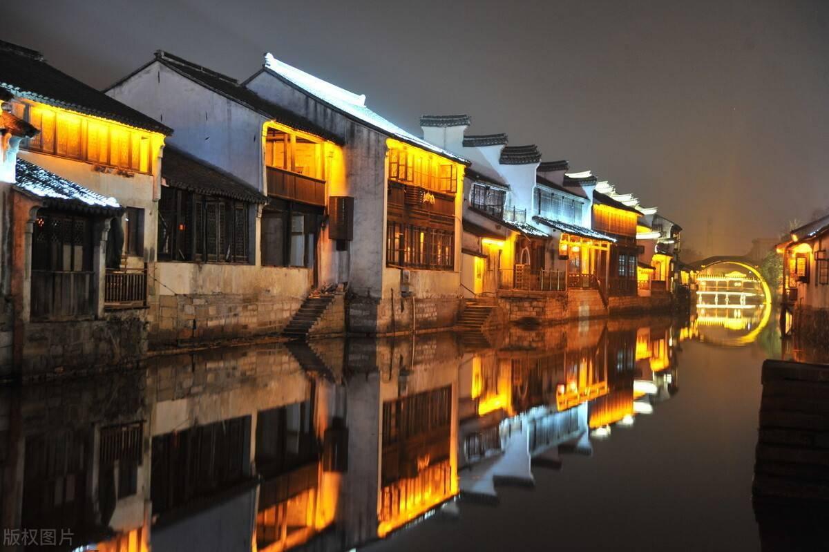 热血羽毛球